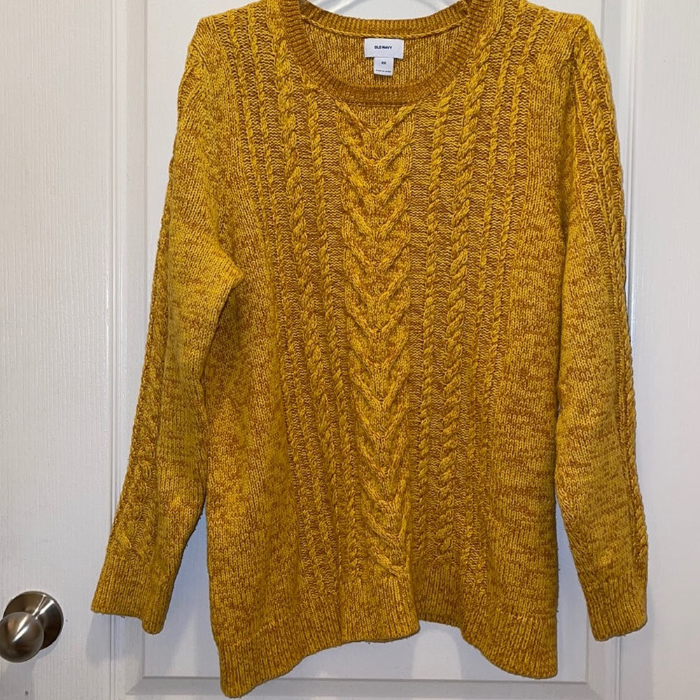 Old navy women’s sweater